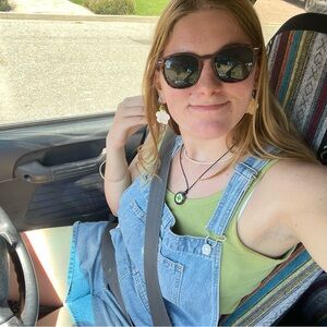 Meet your Posher, Maeva